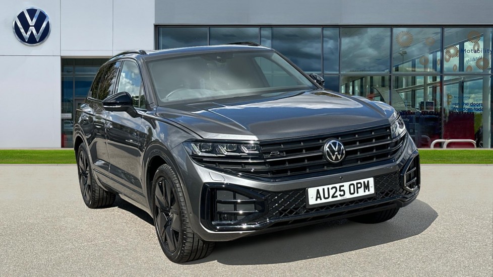 Main listing image - Volkswagen Touareg