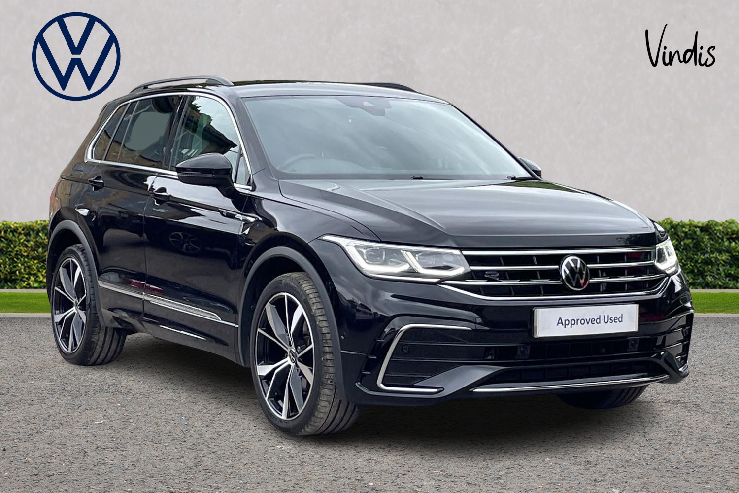 Main listing image - Volkswagen Tiguan