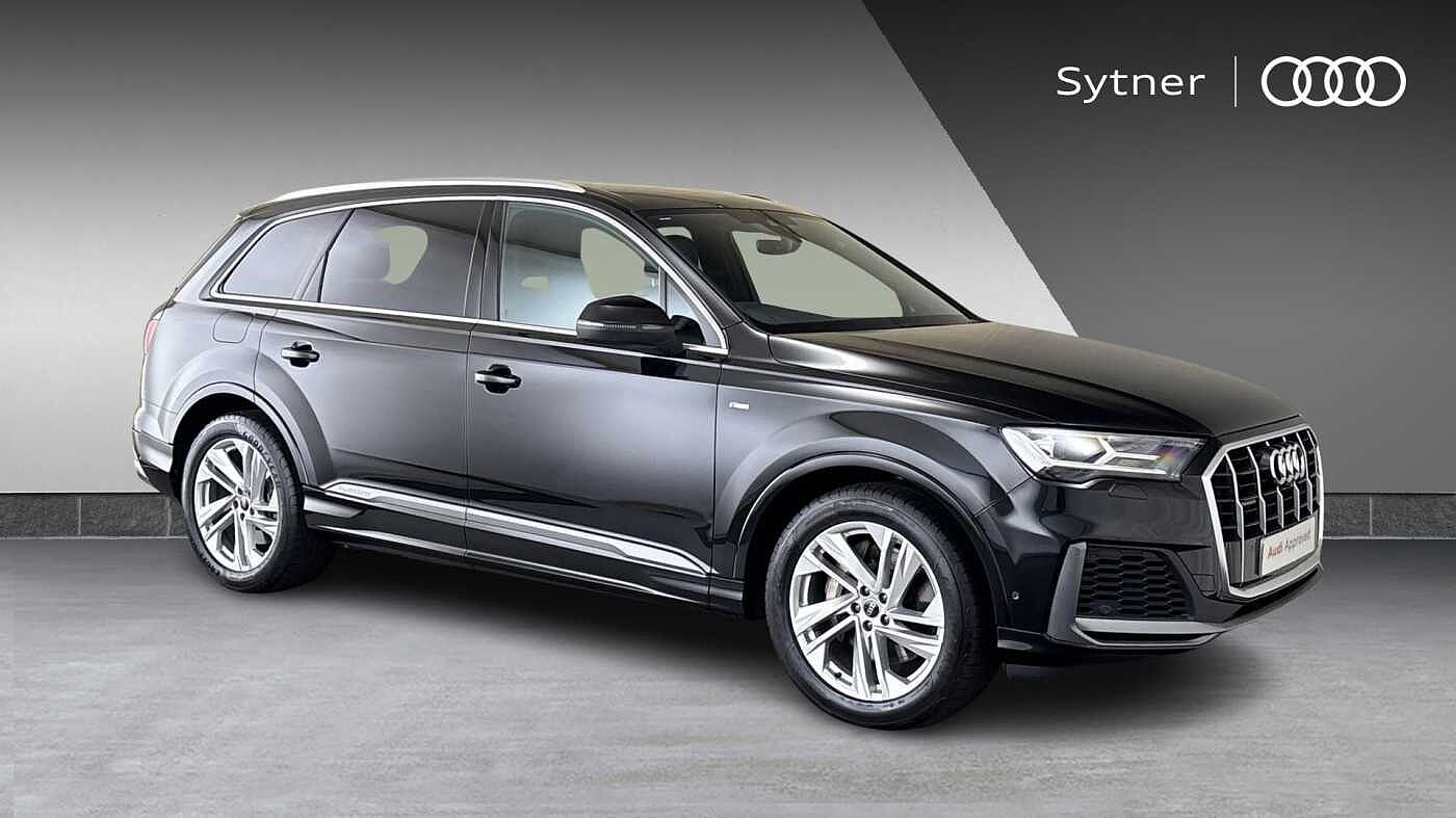Main listing image - Audi Q7