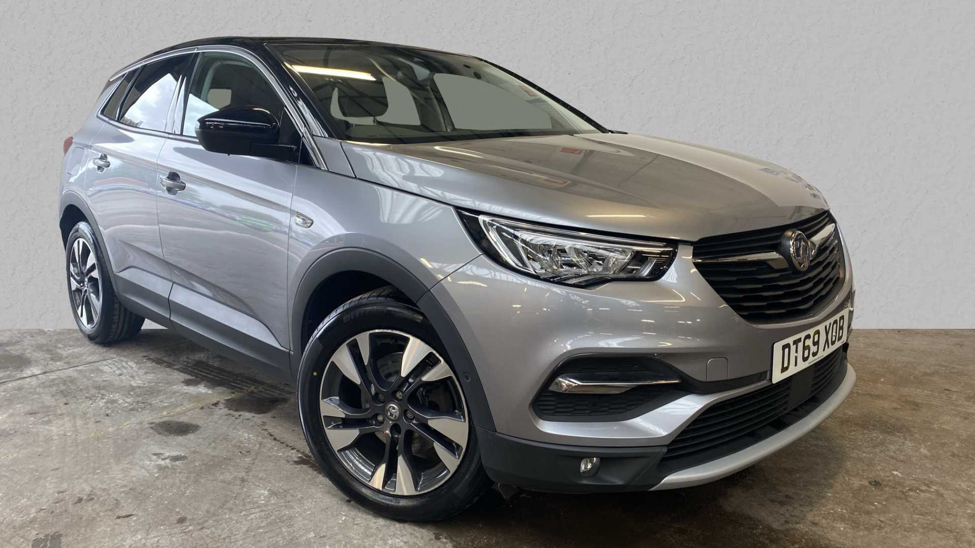 Main listing image - Vauxhall Grandland X