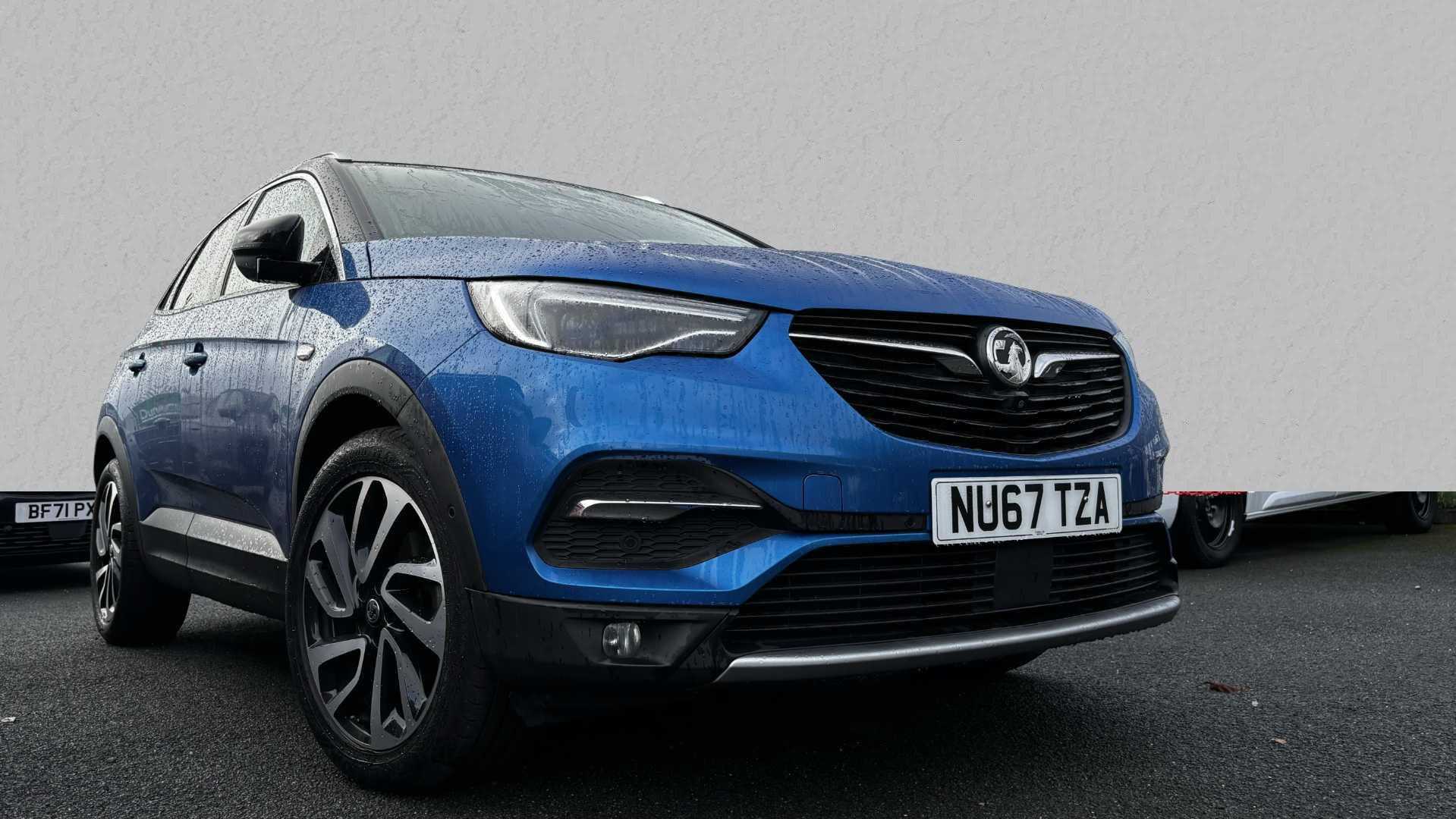 Main listing image - Vauxhall Grandland X