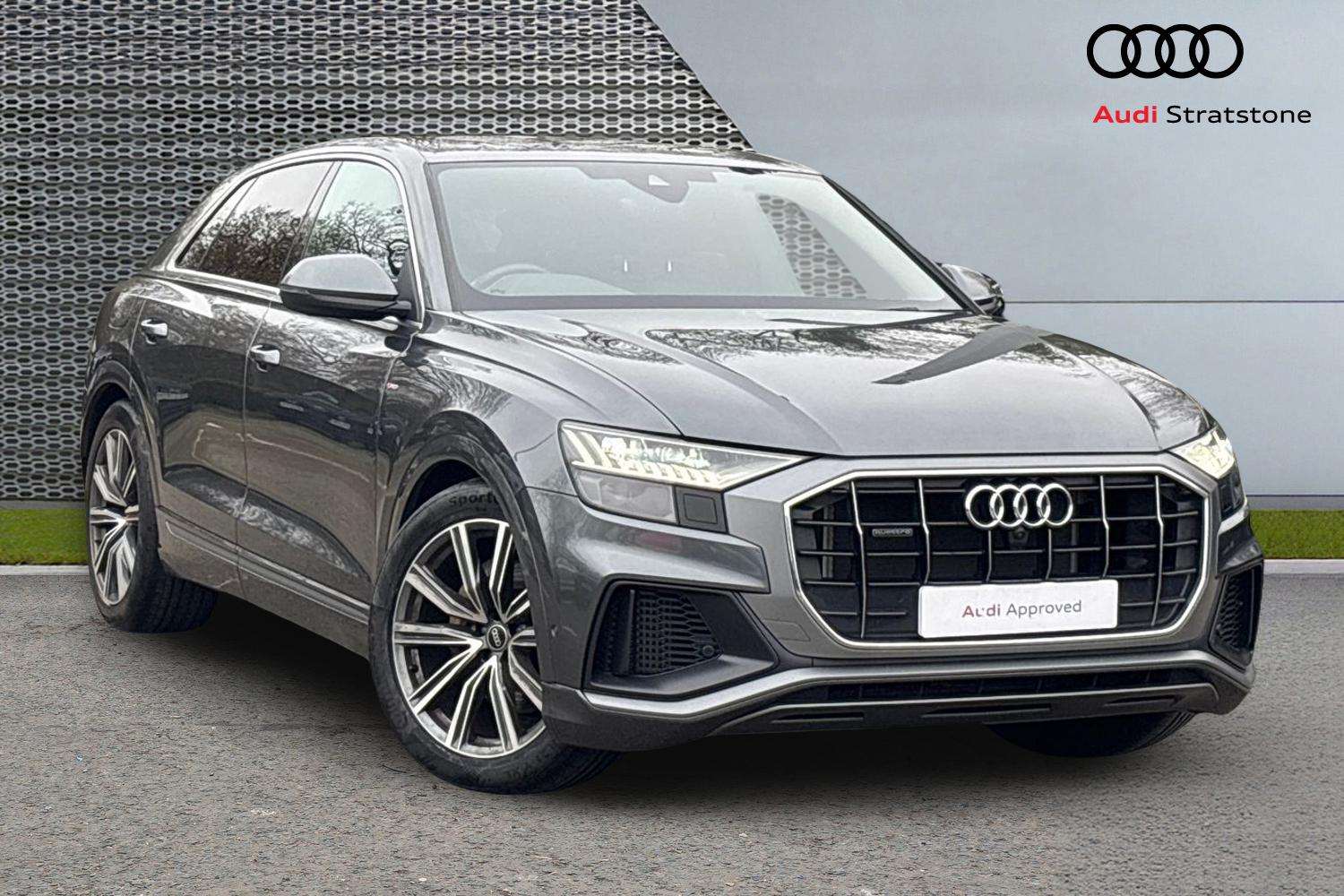 Main listing image - Audi Q8