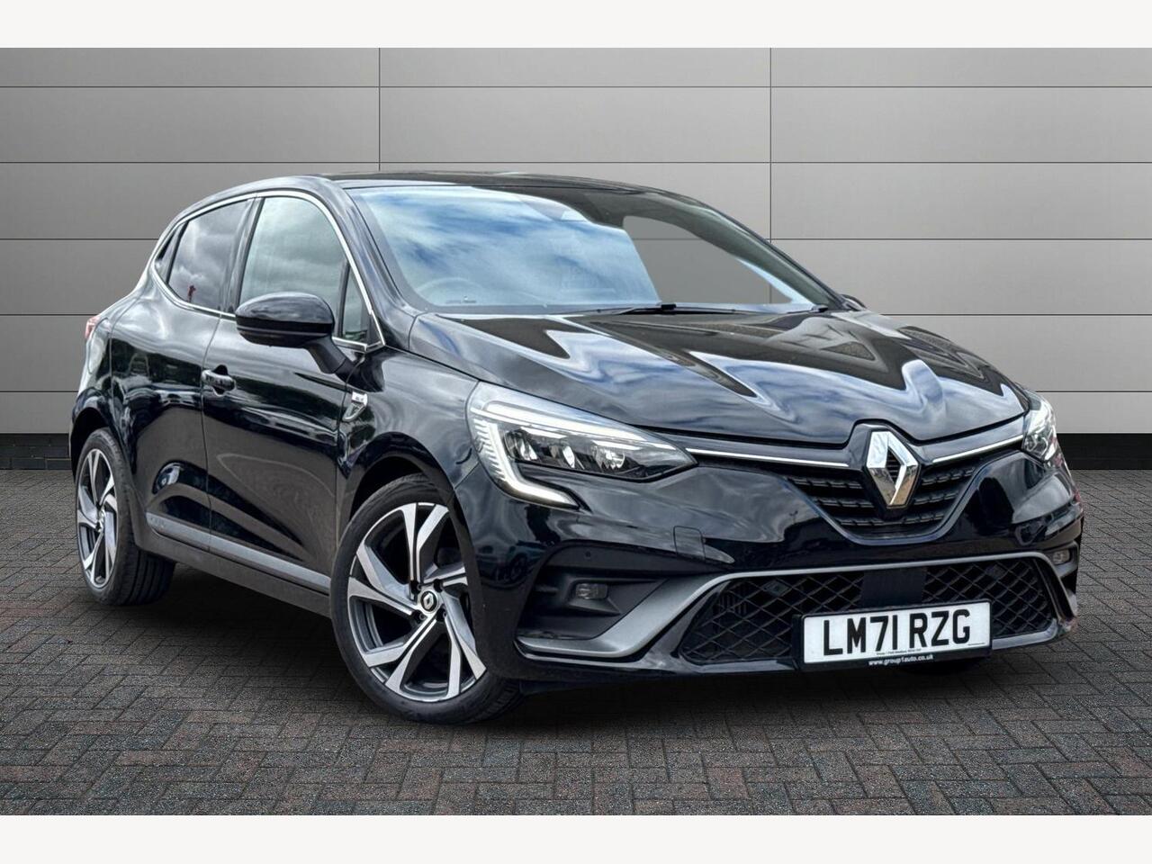 Main listing image - Renault Clio