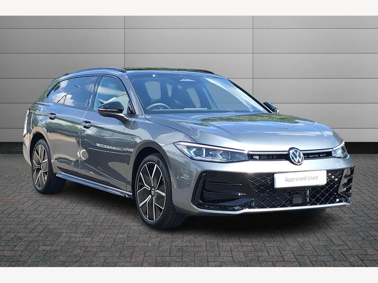 Main listing image - Volkswagen Passat Estate