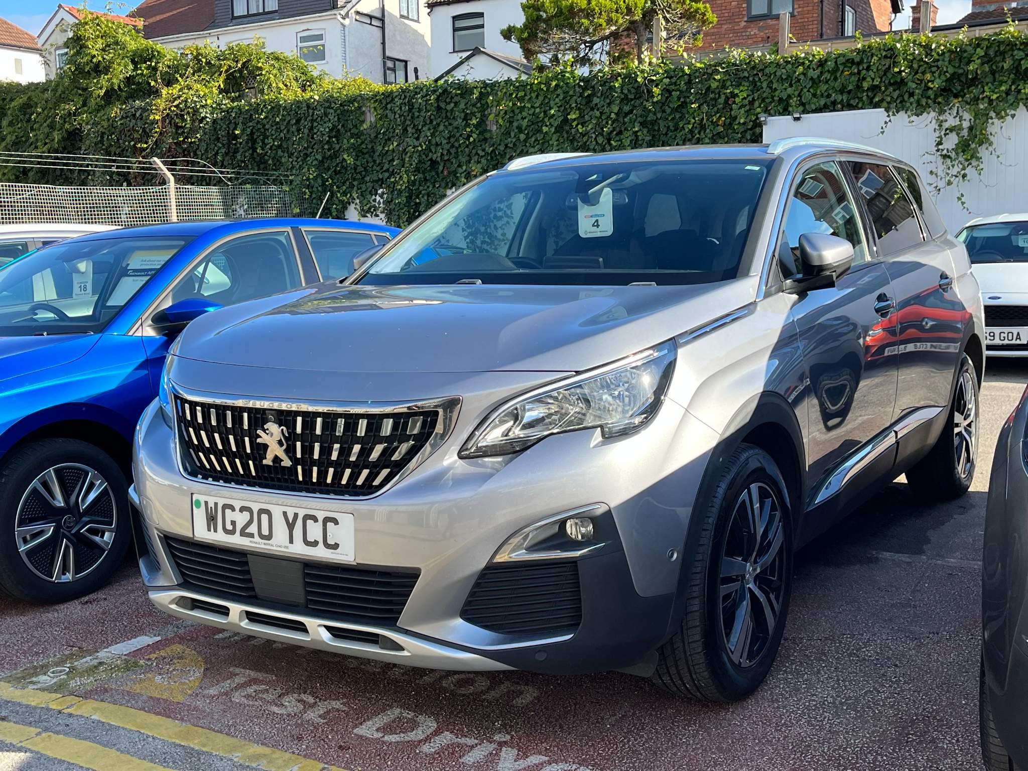 Main listing image - Peugeot 5008