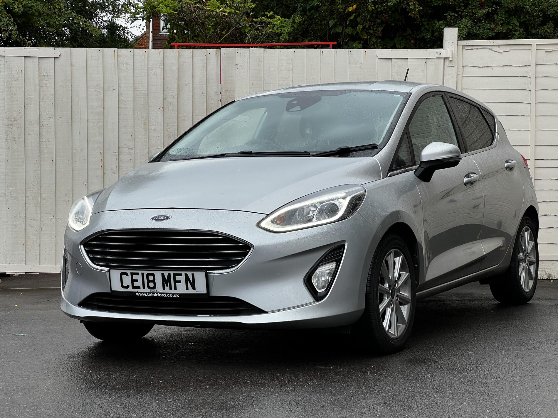 Main listing image - Ford Fiesta