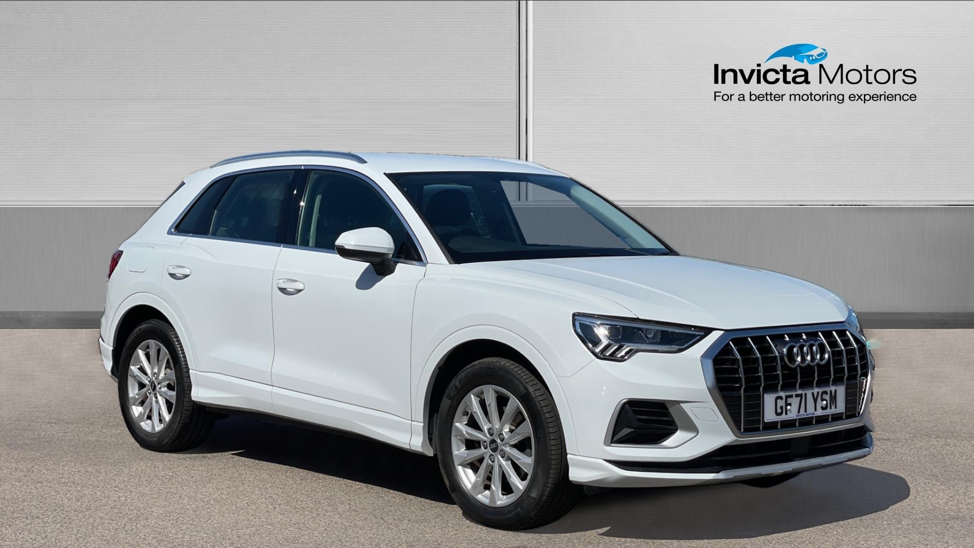 Main listing image - Audi Q3