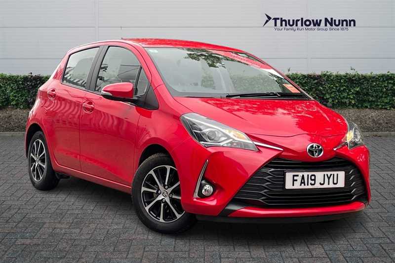 Main listing image - Toyota Yaris