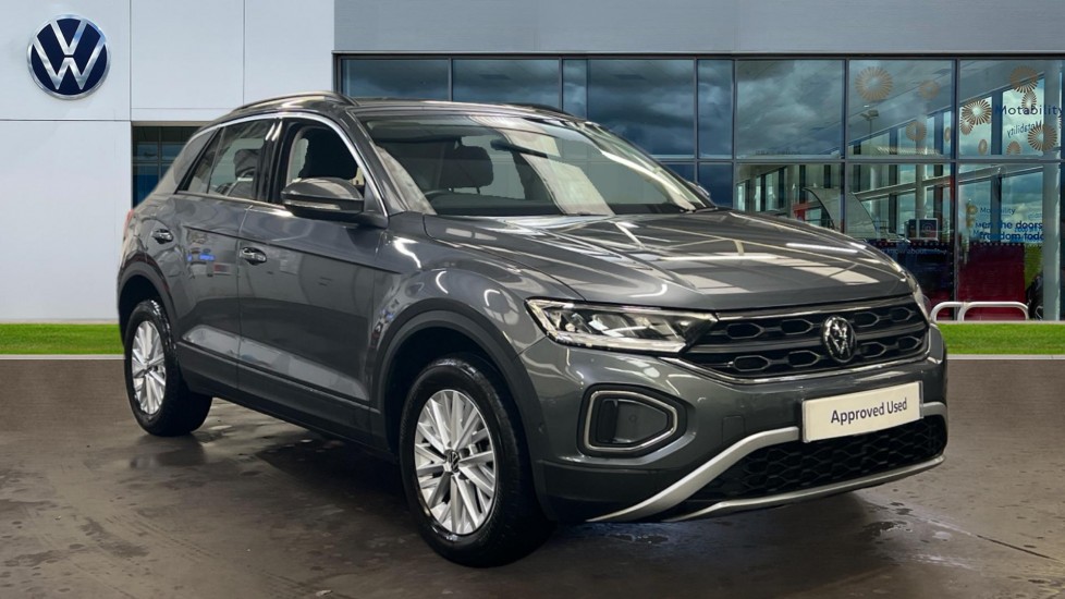 Main listing image - Volkswagen T-Roc