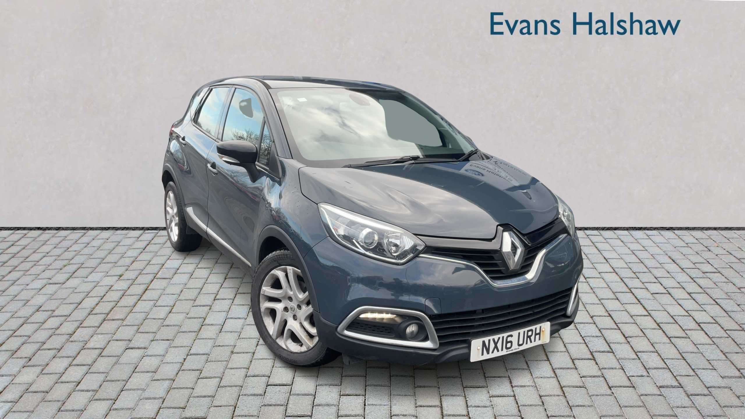 Main listing image - Renault Captur