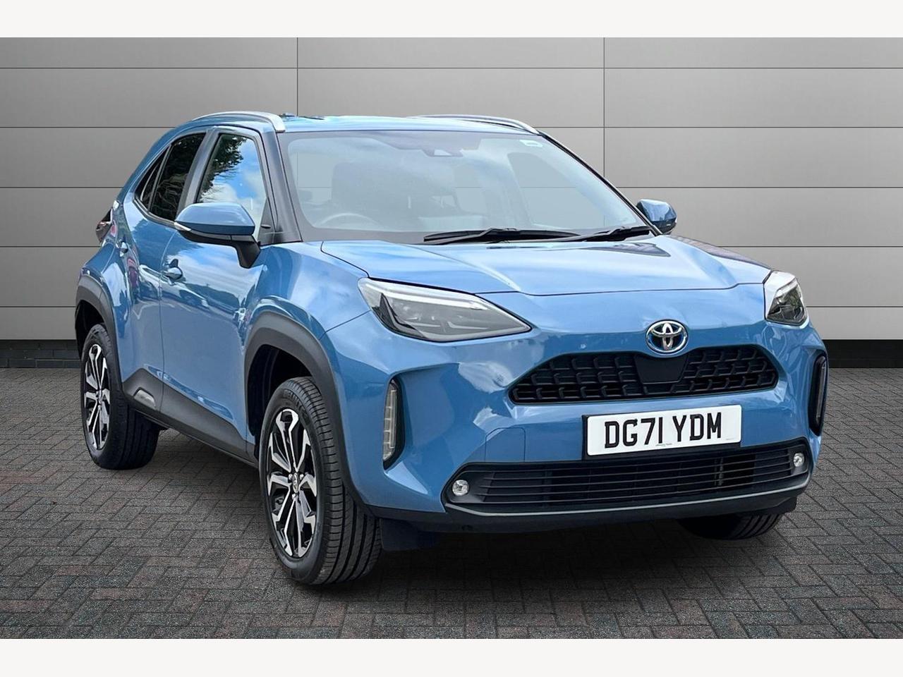 Main listing image - Toyota Yaris Cross