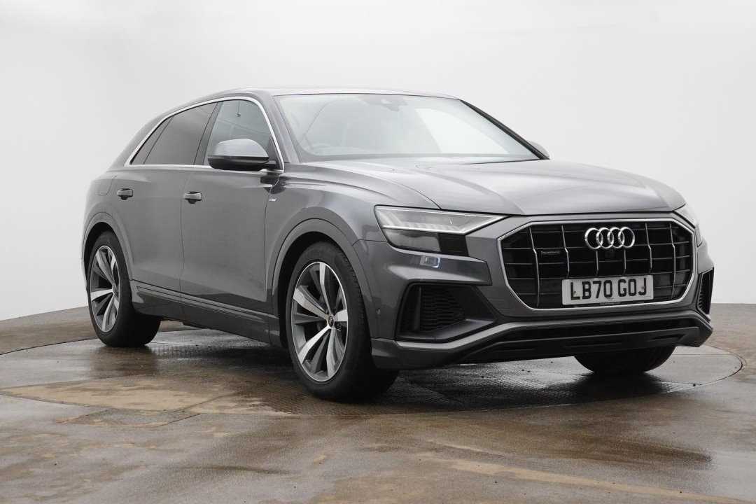 Main listing image - Audi Q8