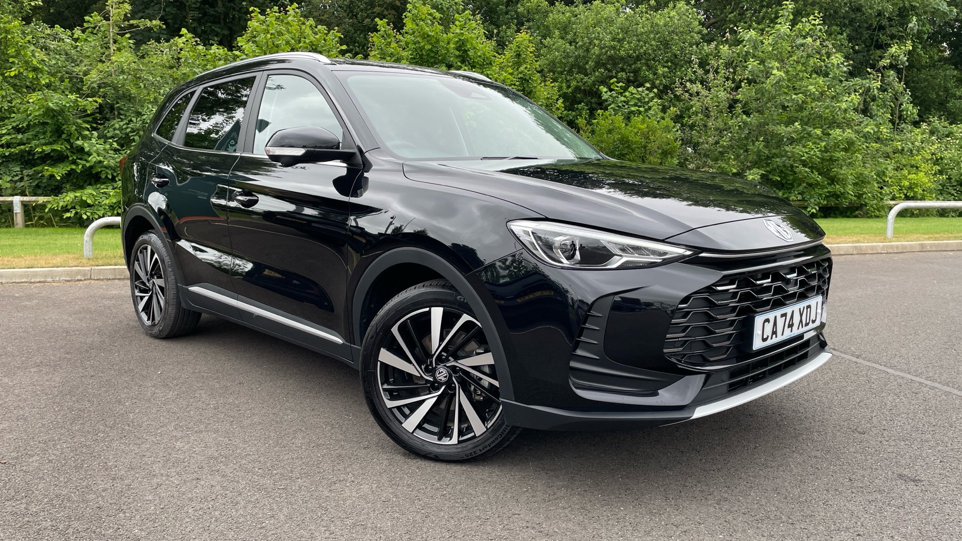 Main listing image - MG ZS