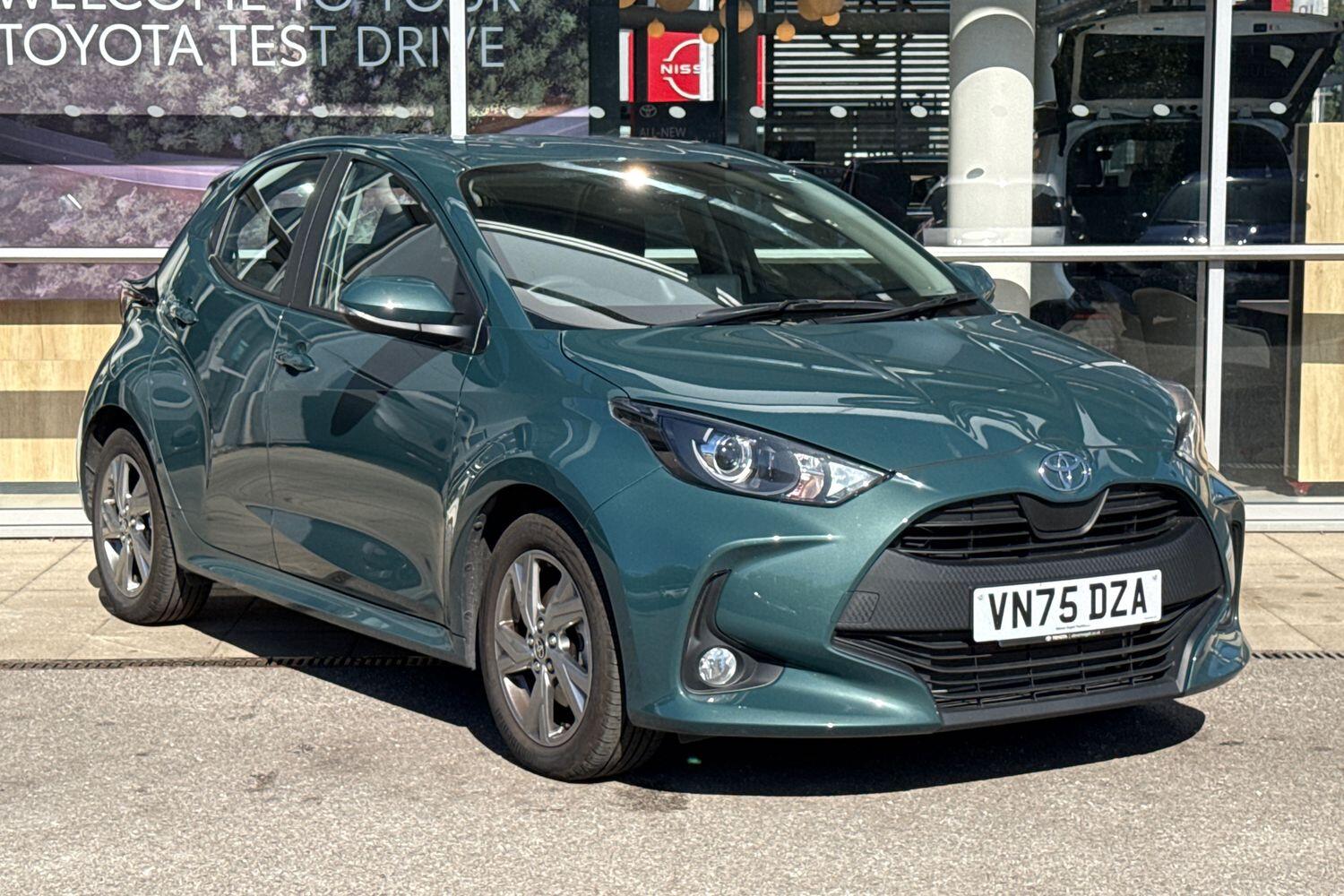 Main listing image - Toyota Yaris