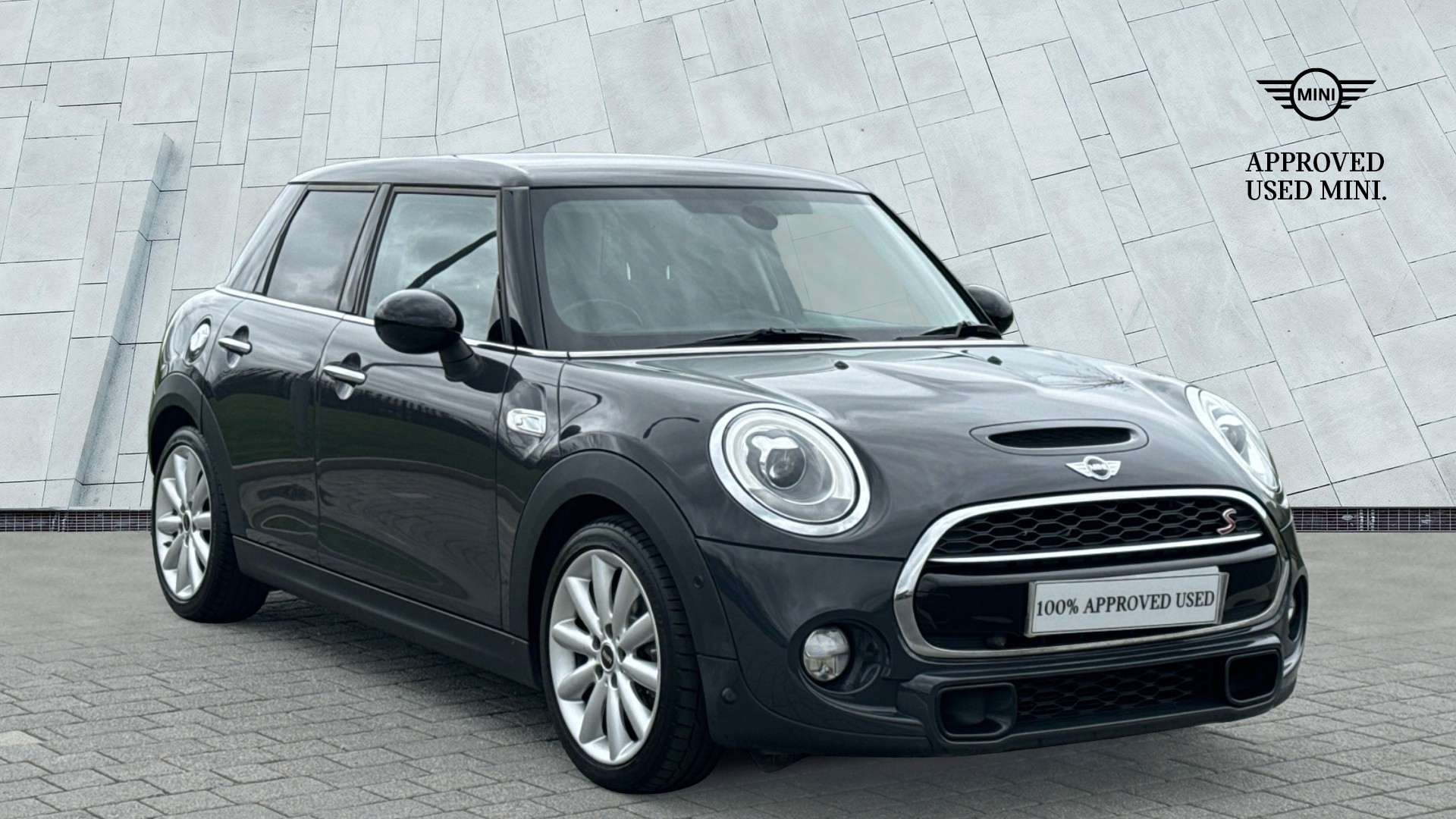 Main listing image - MINI Hatchback 5dr