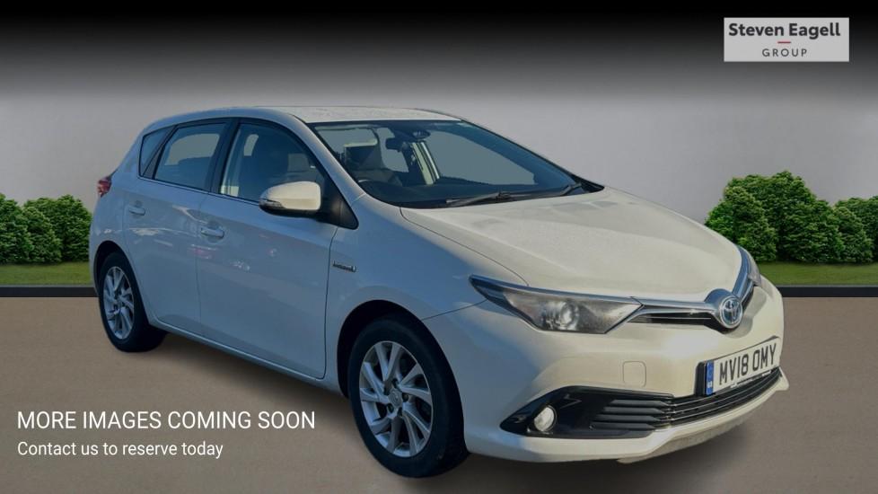 Main listing image - Toyota Auris