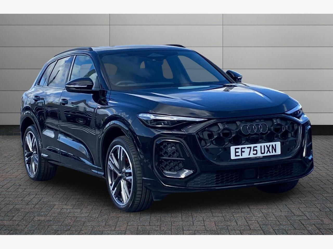 Main listing image - Audi Q5