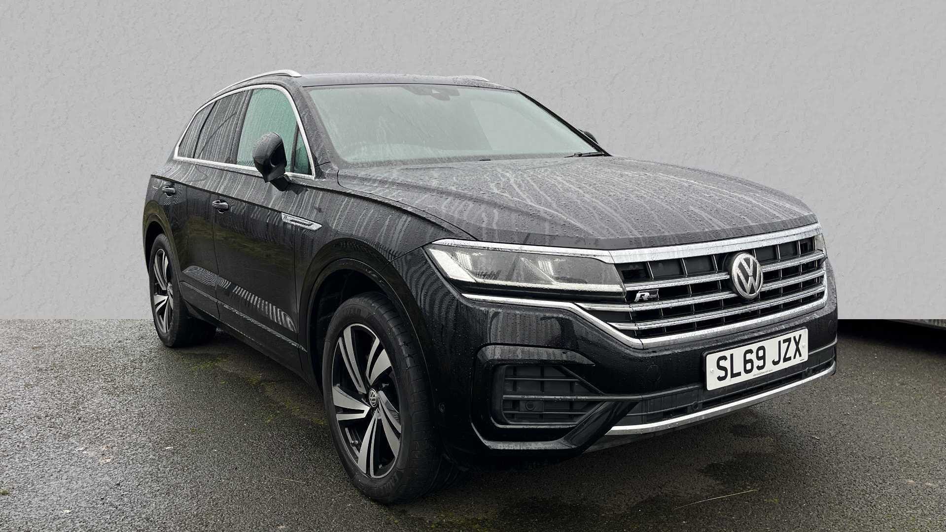 Main listing image - Volkswagen Touareg