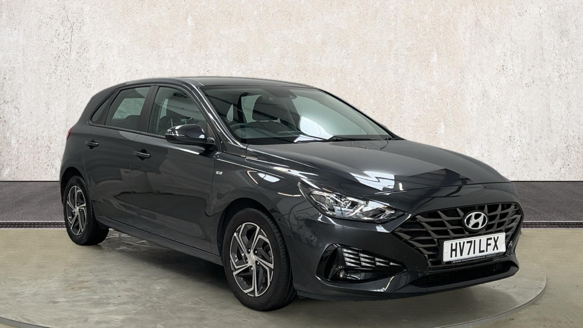 Main listing image - Hyundai i30
