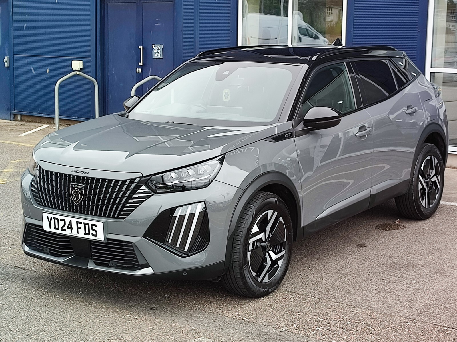 Main listing image - Peugeot 2008
