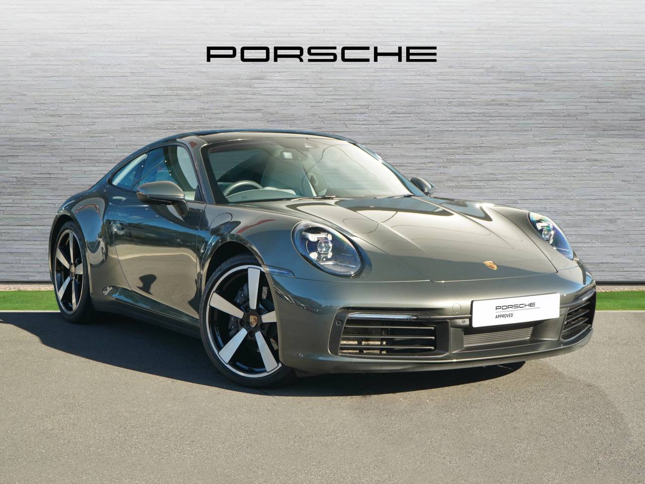 Main listing image - Porsche 911