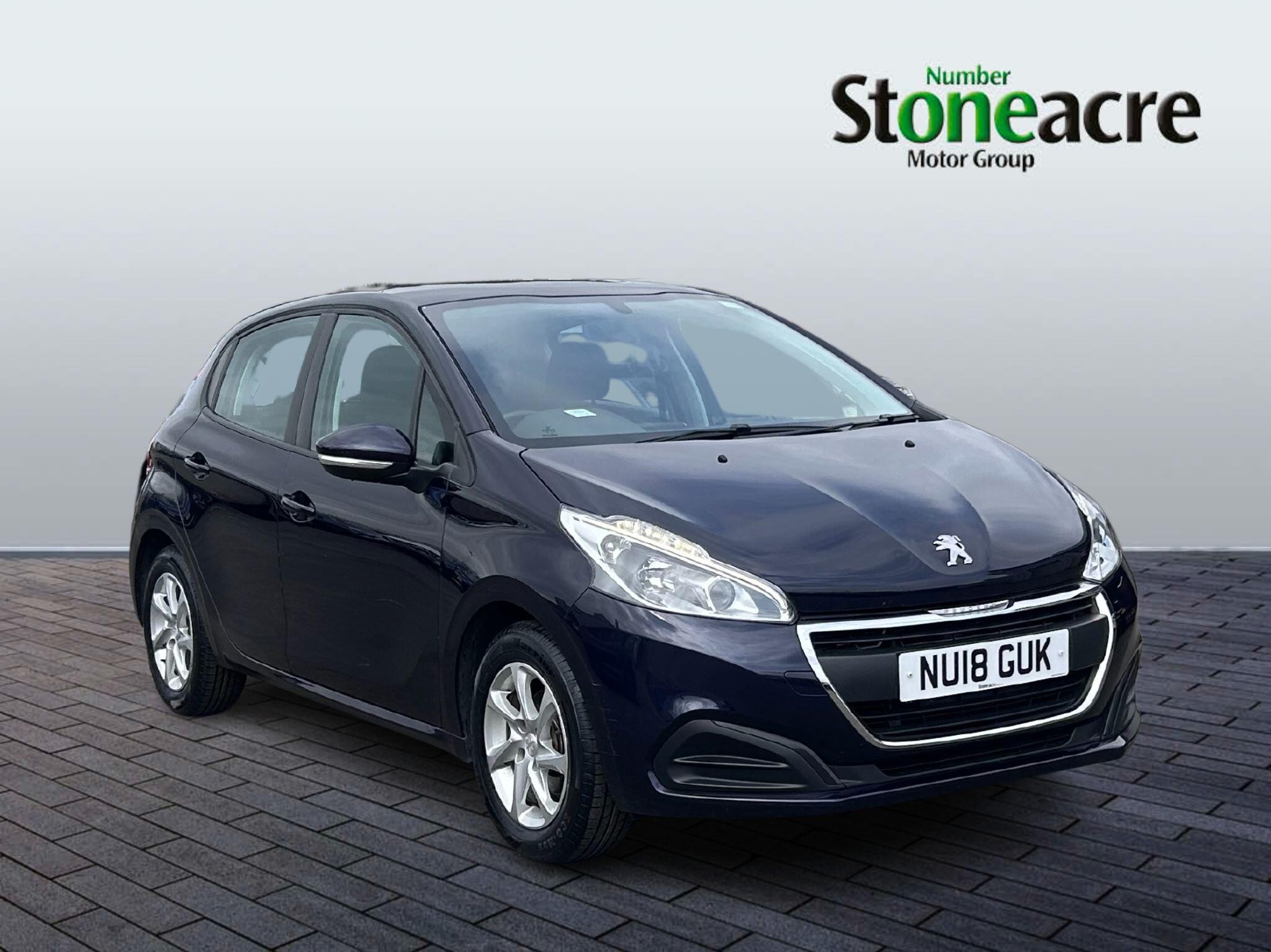 Main listing image - Peugeot 208