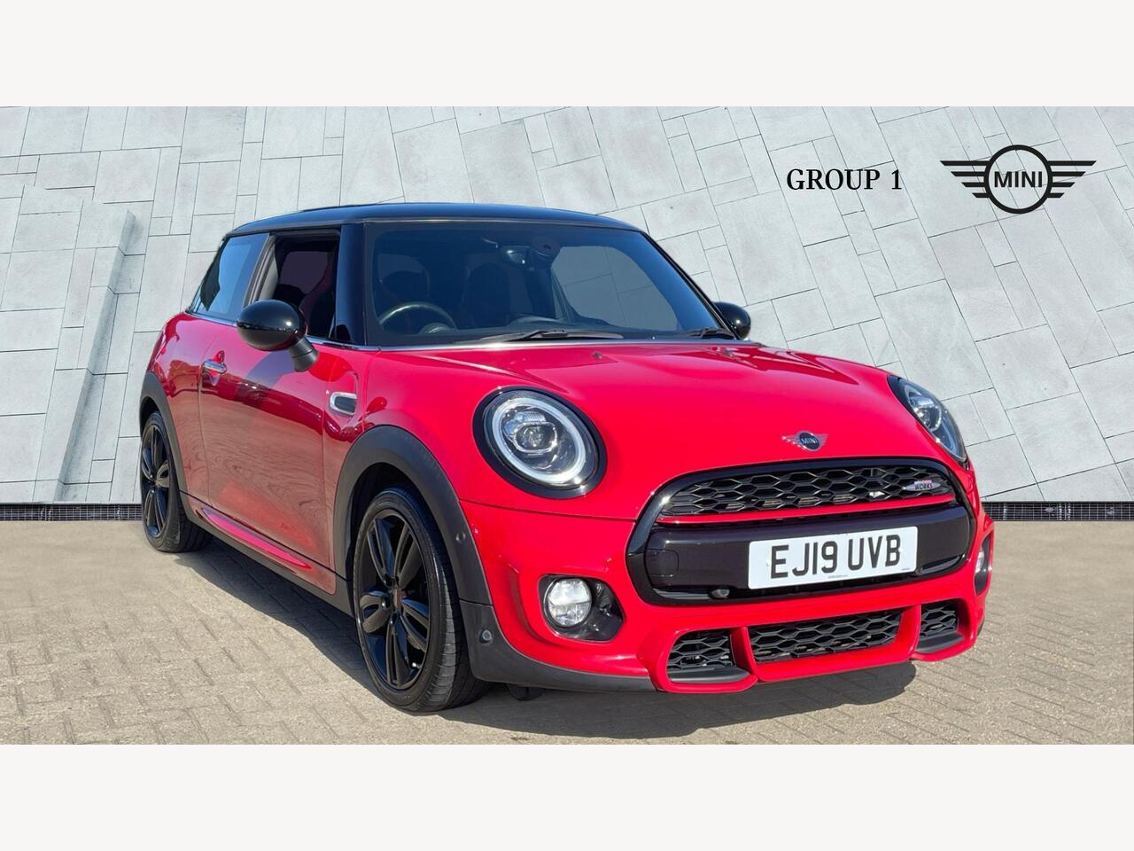 Main listing image - MINI Hatchback