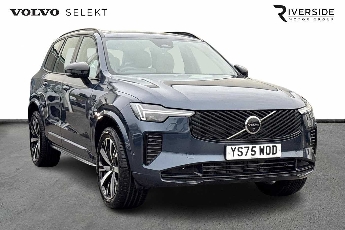 Main listing image - Volvo XC90