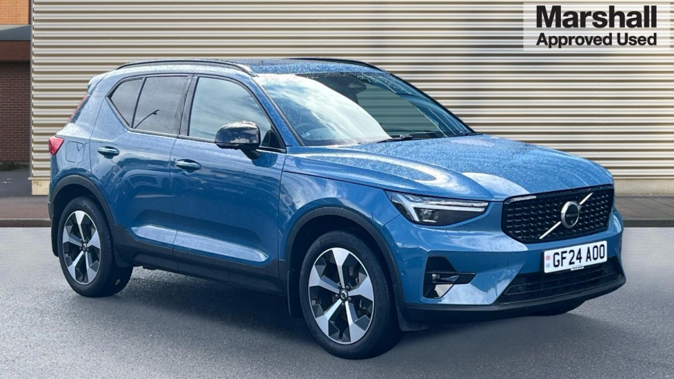 Main listing image - Volvo XC40