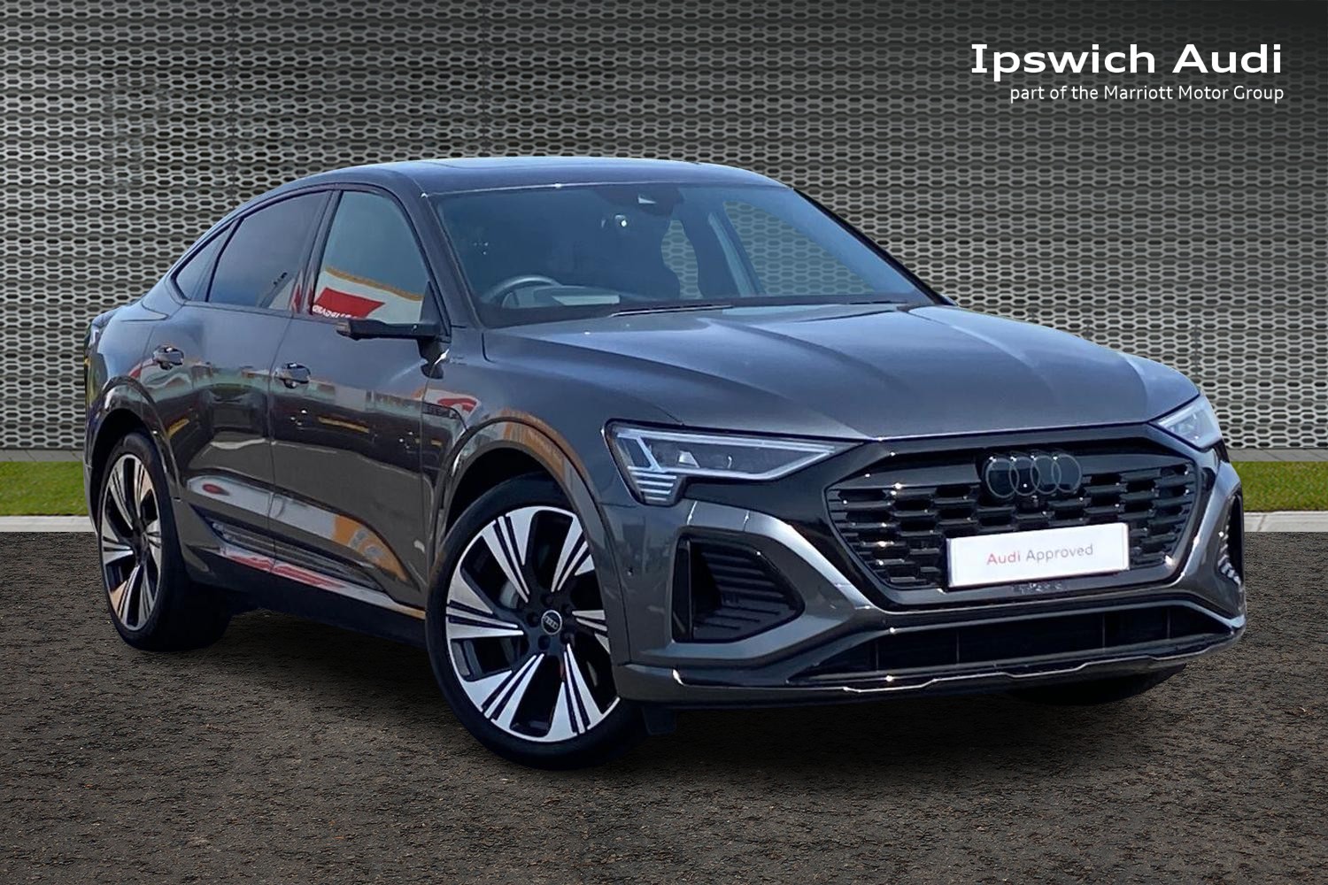 Main listing image - Audi Q8 e-tron
