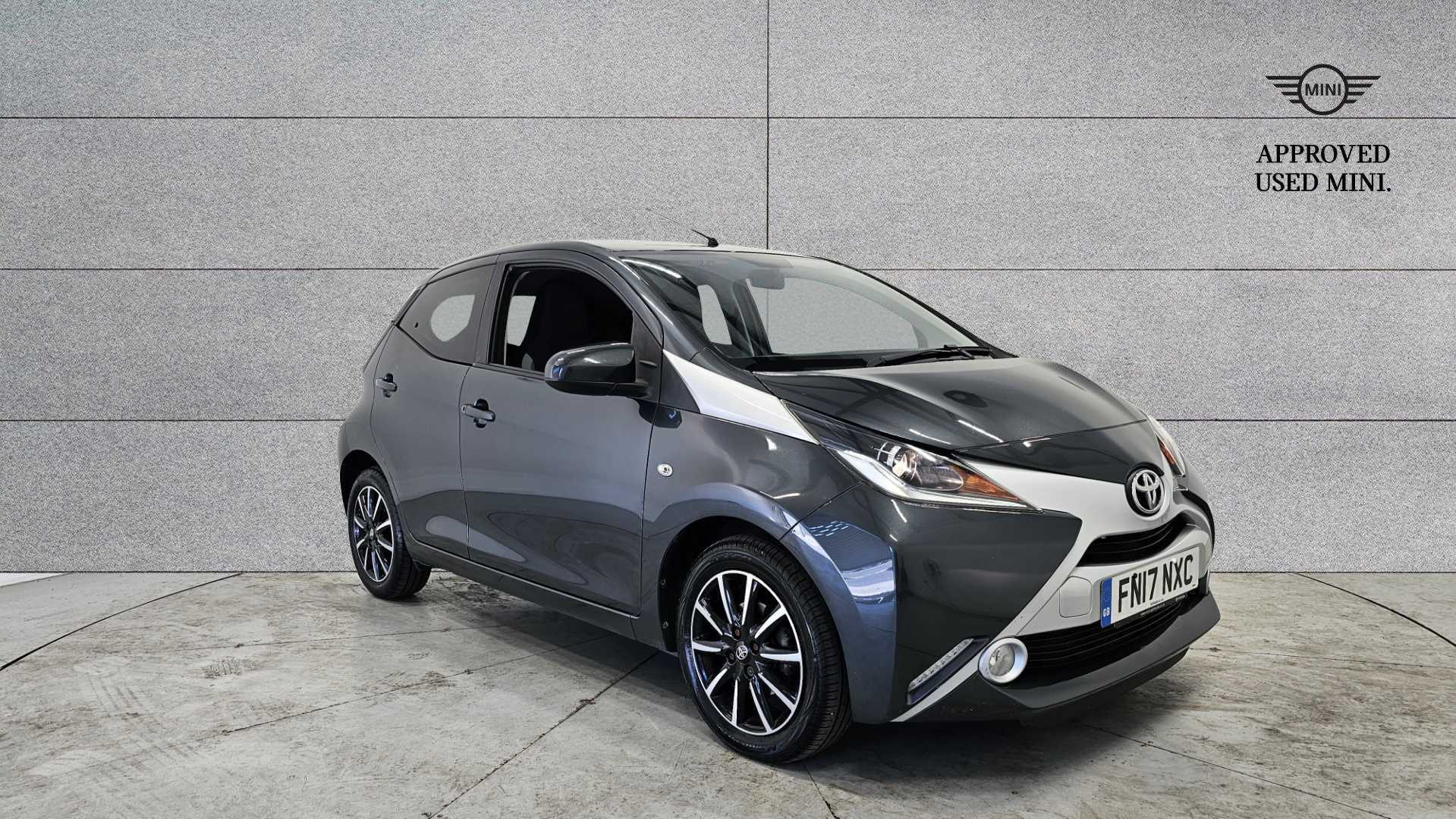 Main listing image - Toyota Aygo