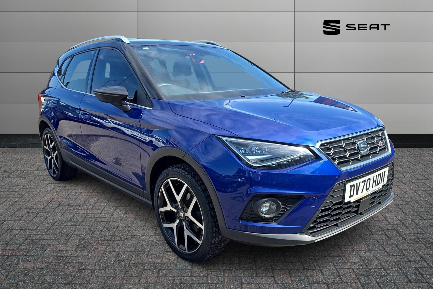 Main listing image - SEAT Arona
