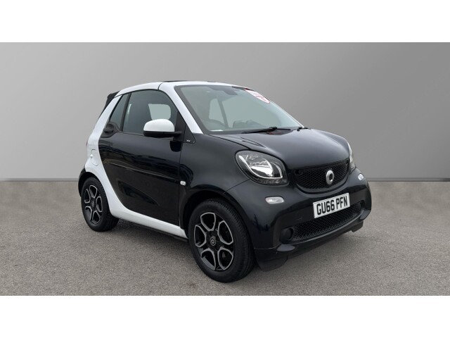 Main listing image - Smart Fortwo Cabrio