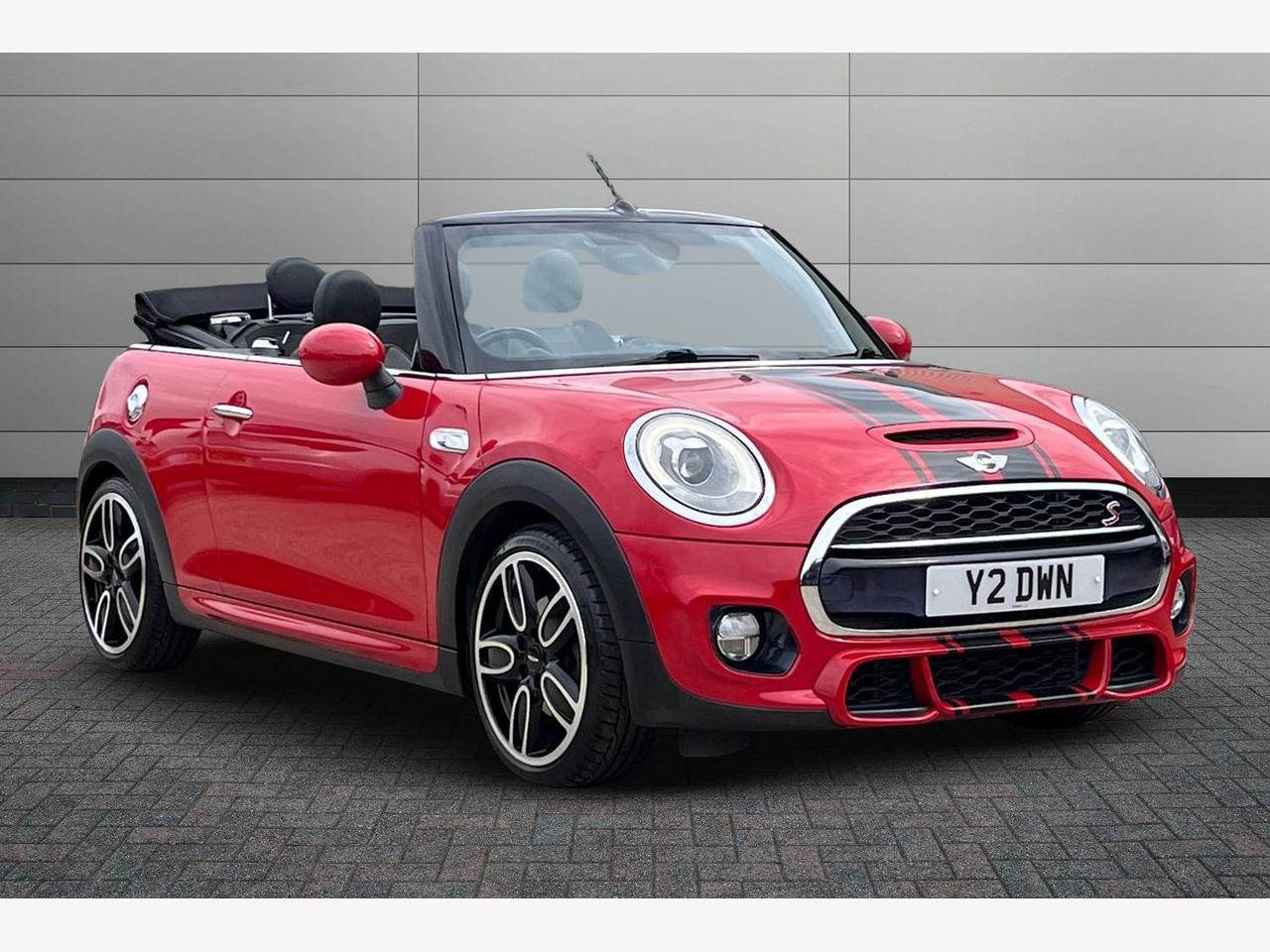 Main listing image - MINI Convertible