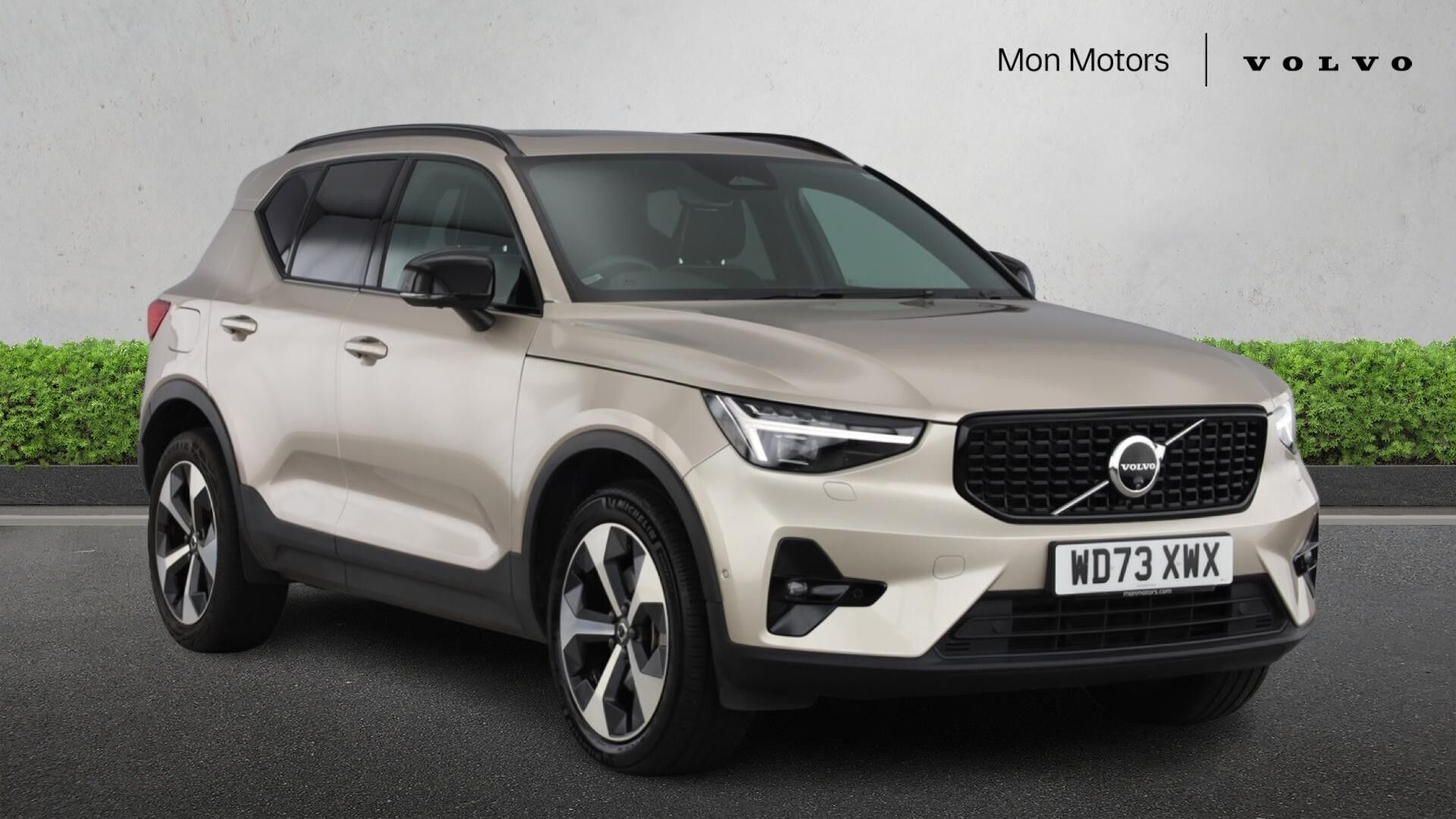 Main listing image - Volvo XC40