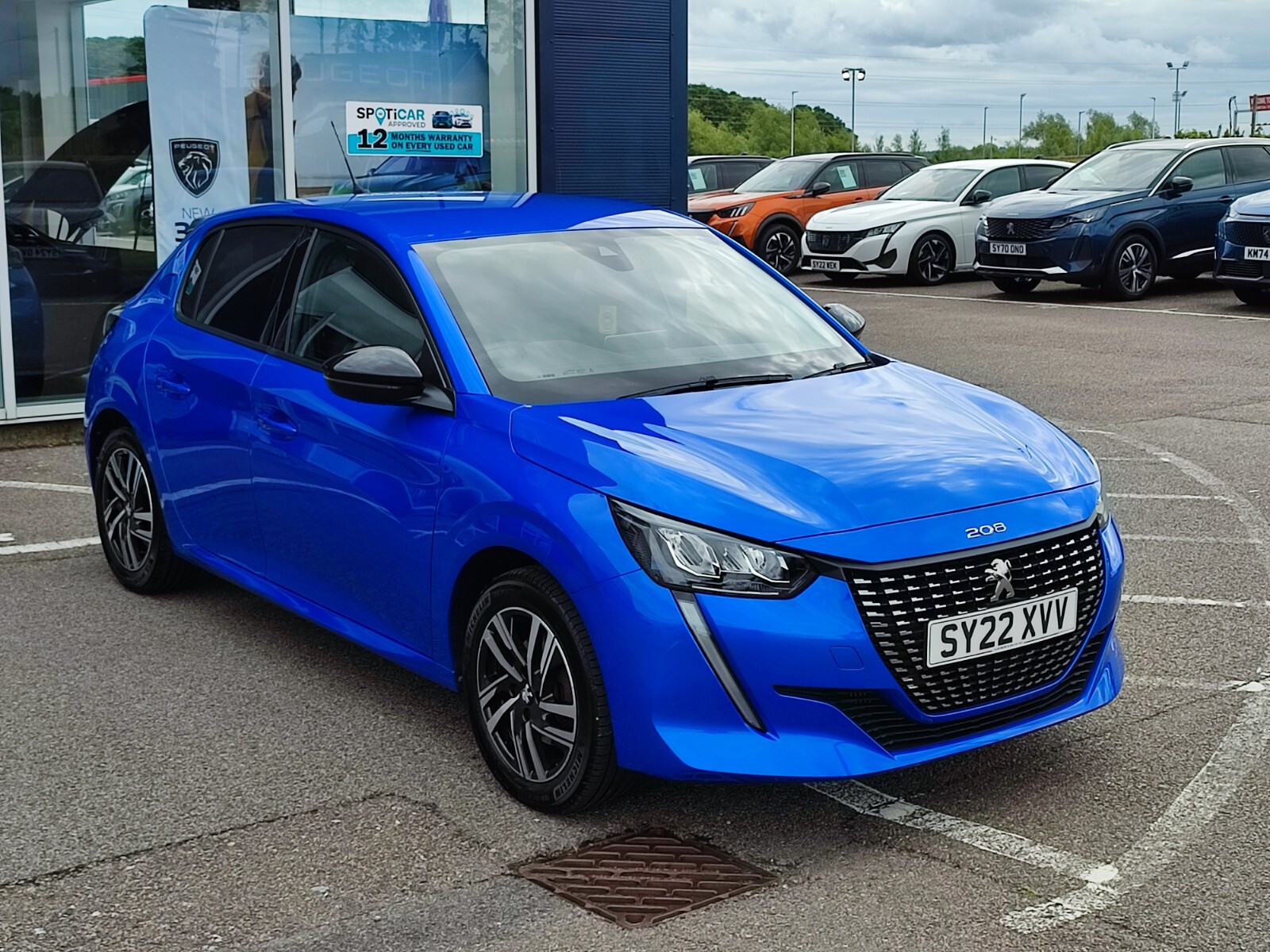 Main listing image - Peugeot 208