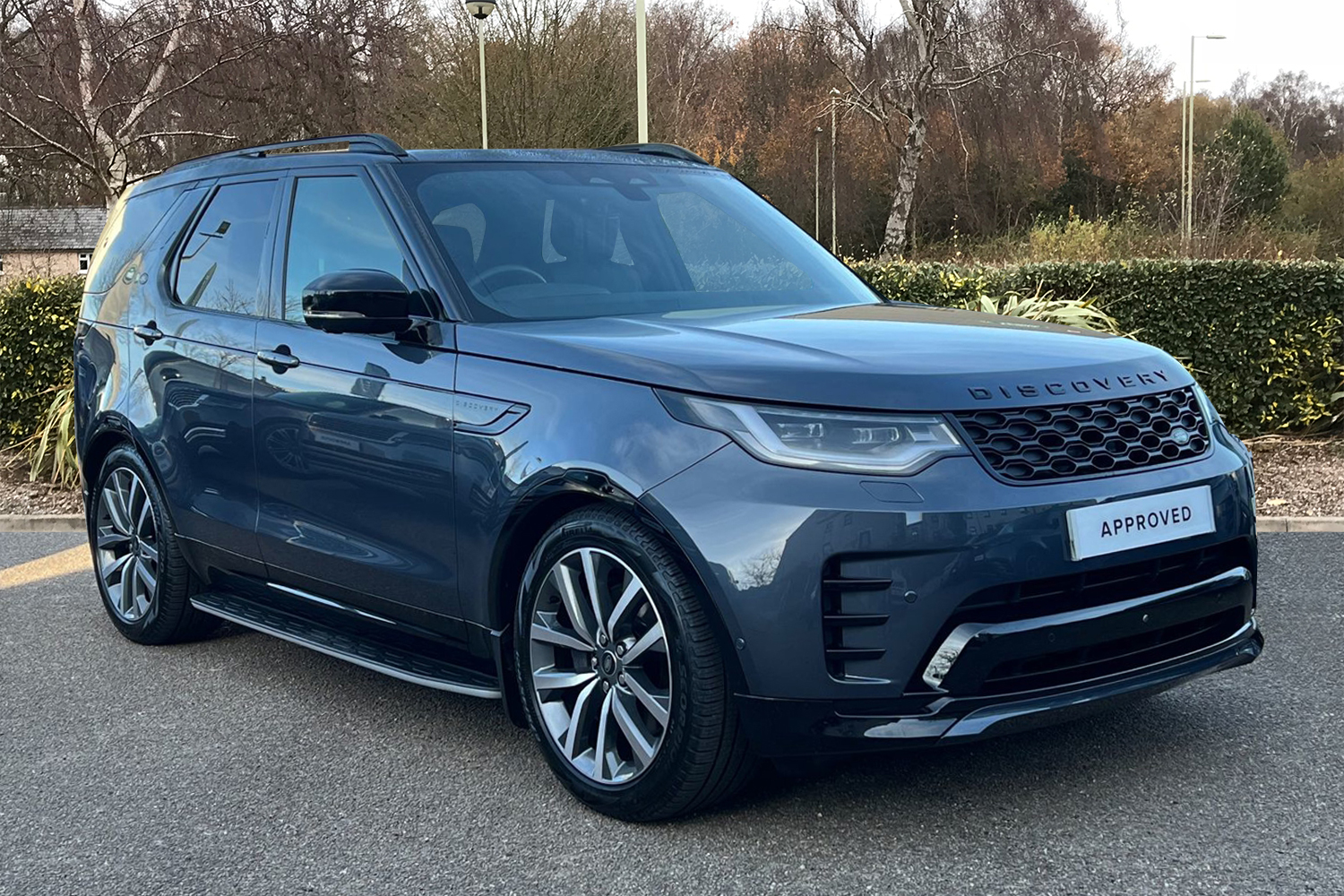 Main listing image - Land Rover Discovery