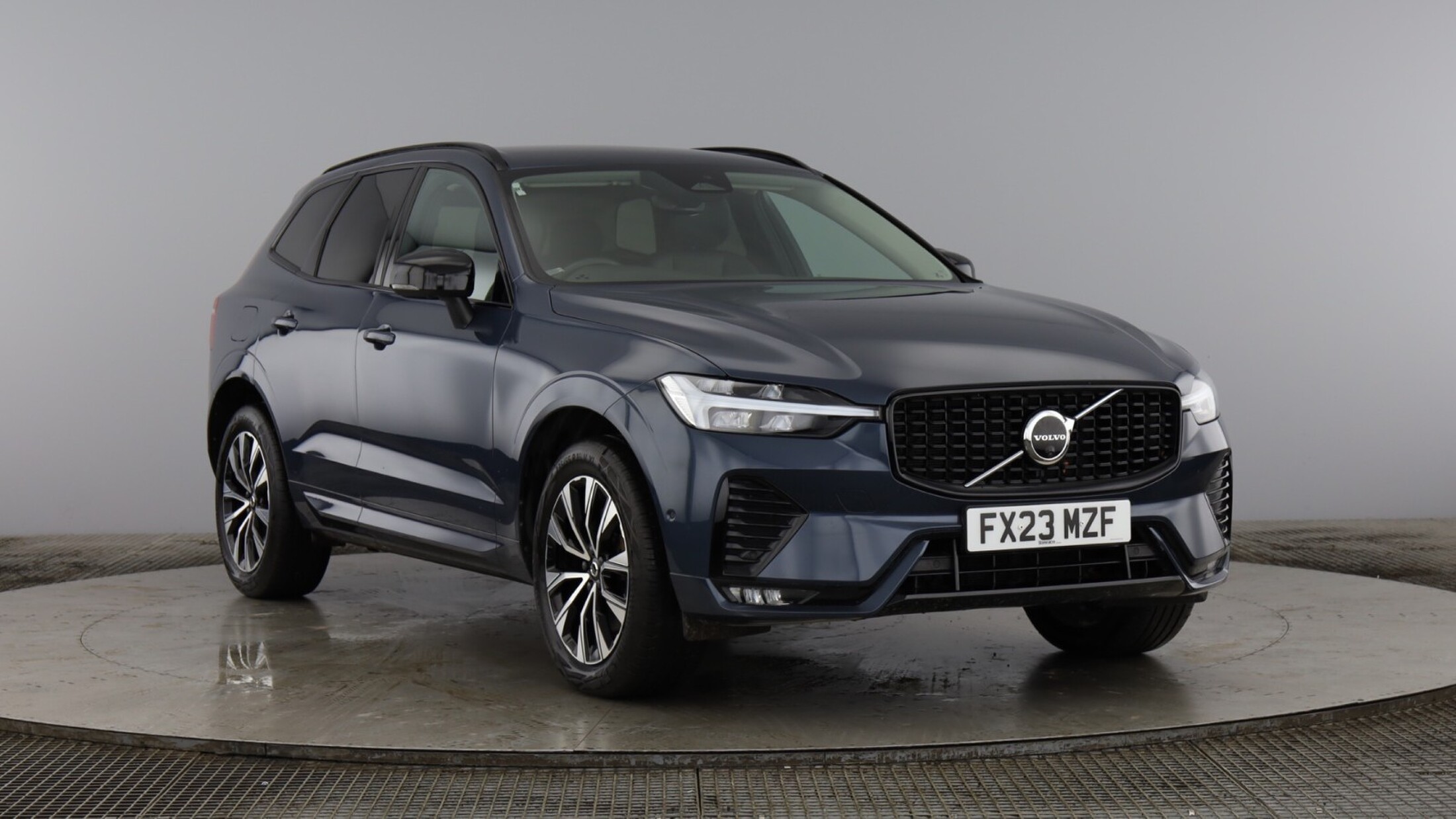 Main listing image - Volvo XC60