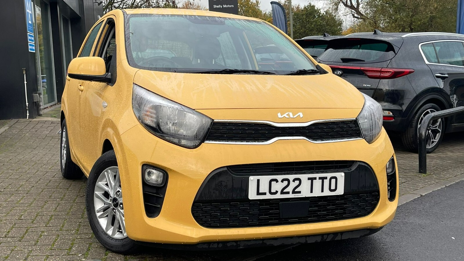 Main listing image - Kia Picanto