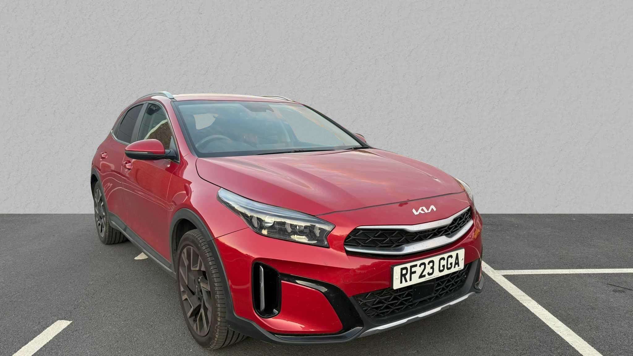 Main listing image - Kia XCeed