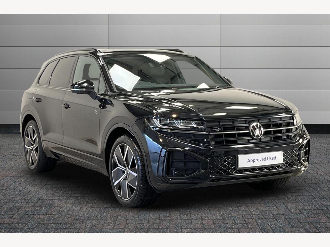 Main listing image - Volkswagen Touareg