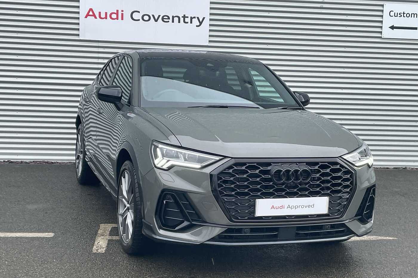 Main listing image - Audi Q3