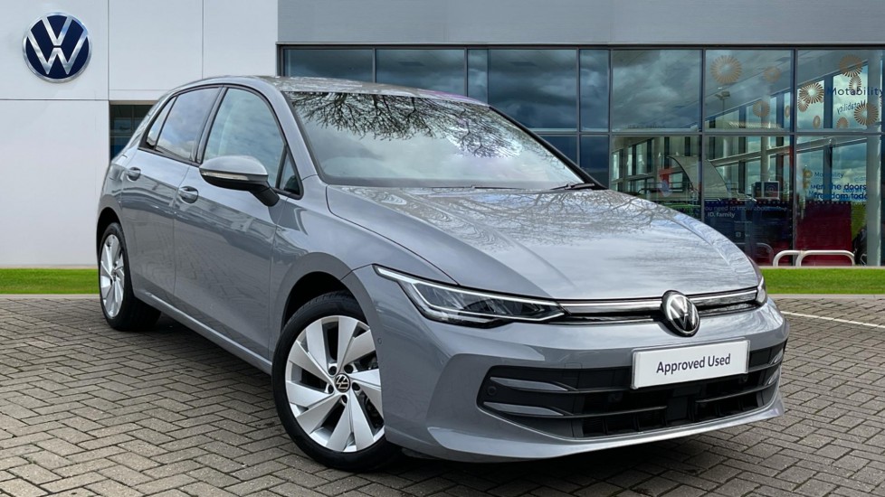 Main listing image - Volkswagen Golf