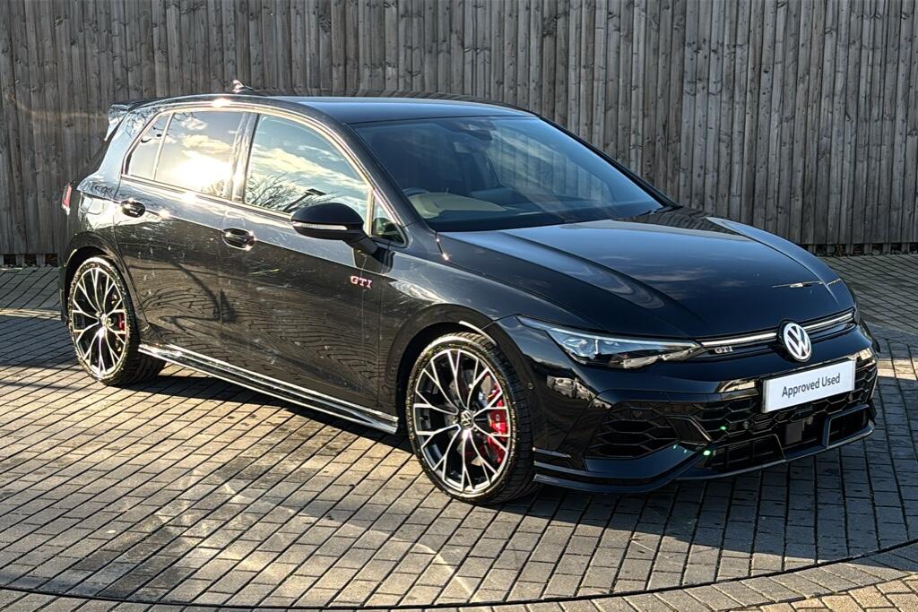 Main listing image - Volkswagen Golf GTI