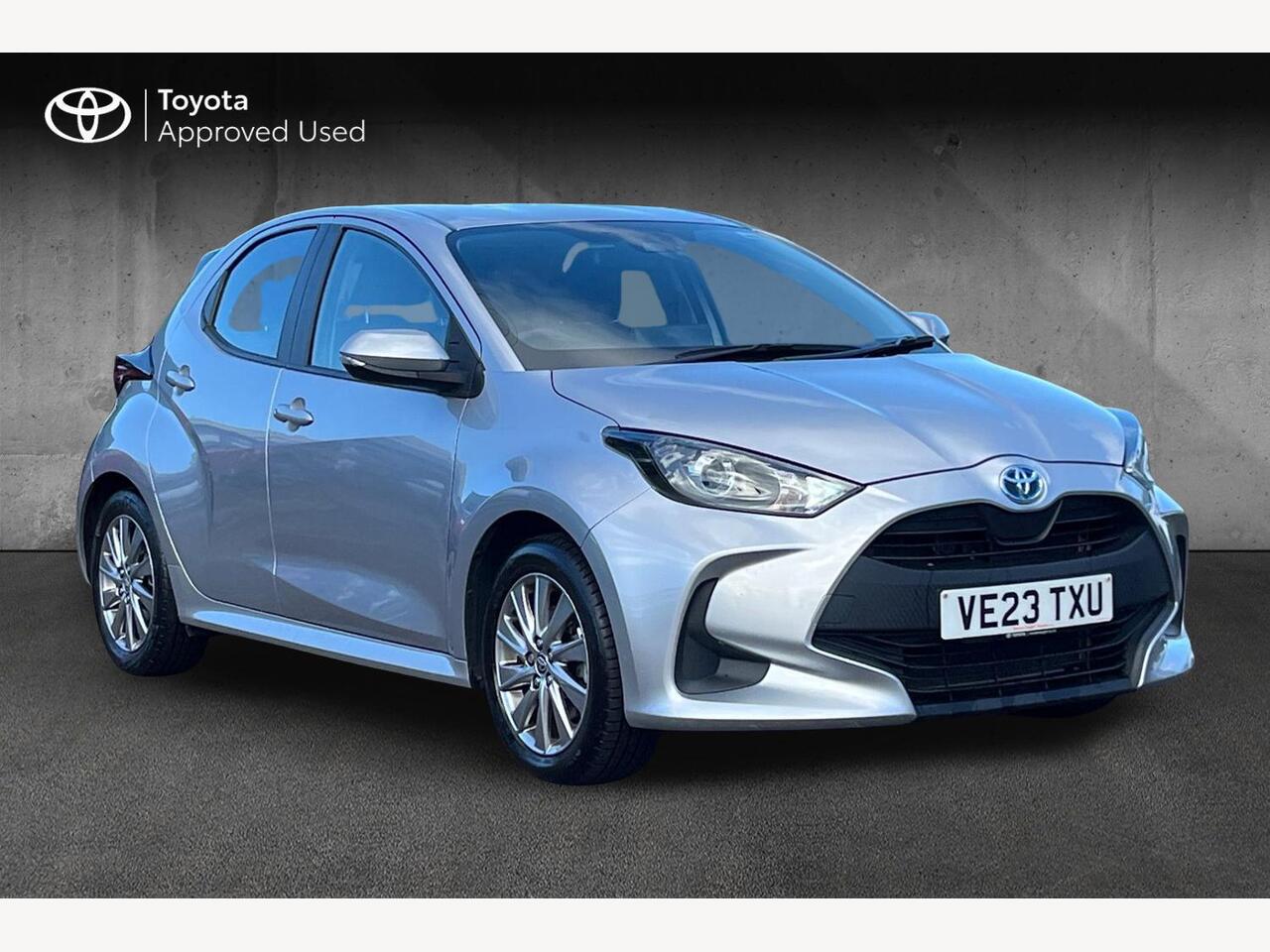 Main listing image - Toyota Yaris