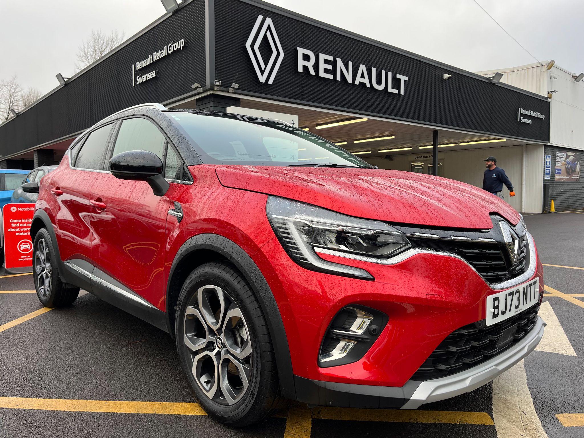 Main listing image - Renault Captur