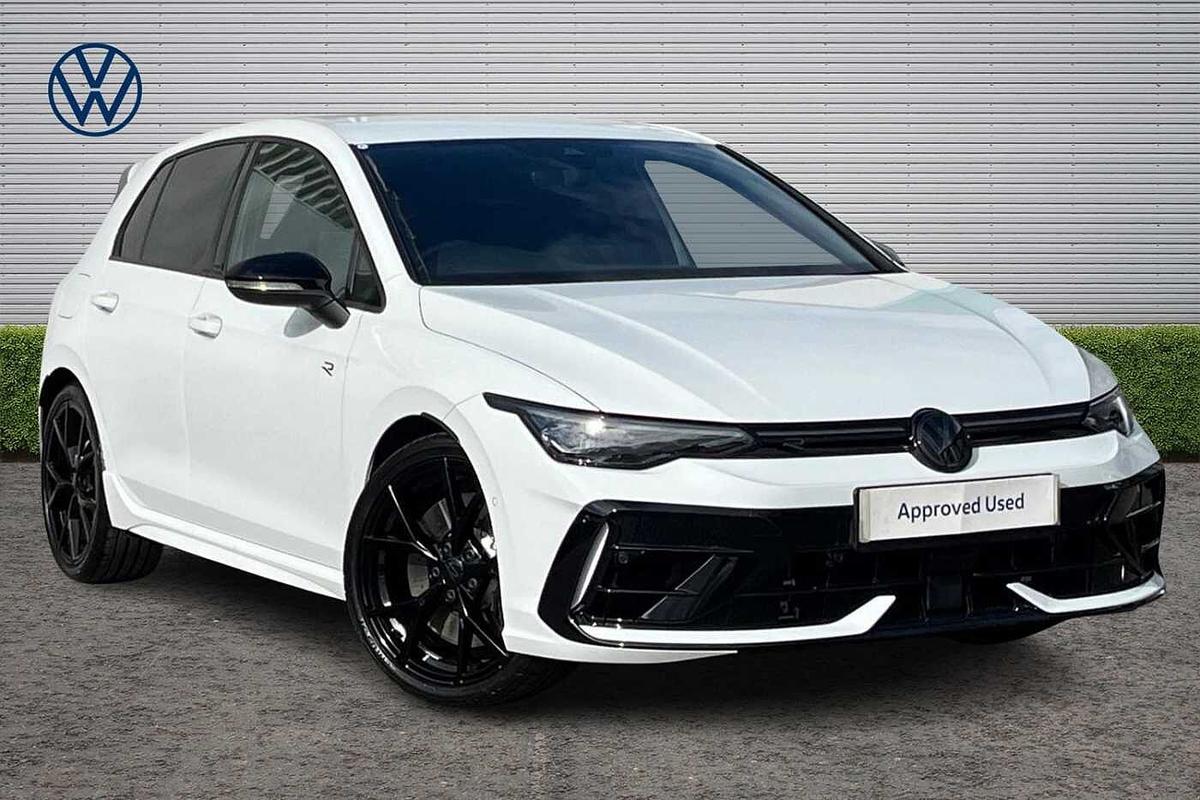 Main listing image - Volkswagen Golf