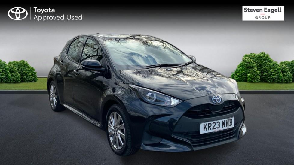 Main listing image - Toyota Yaris