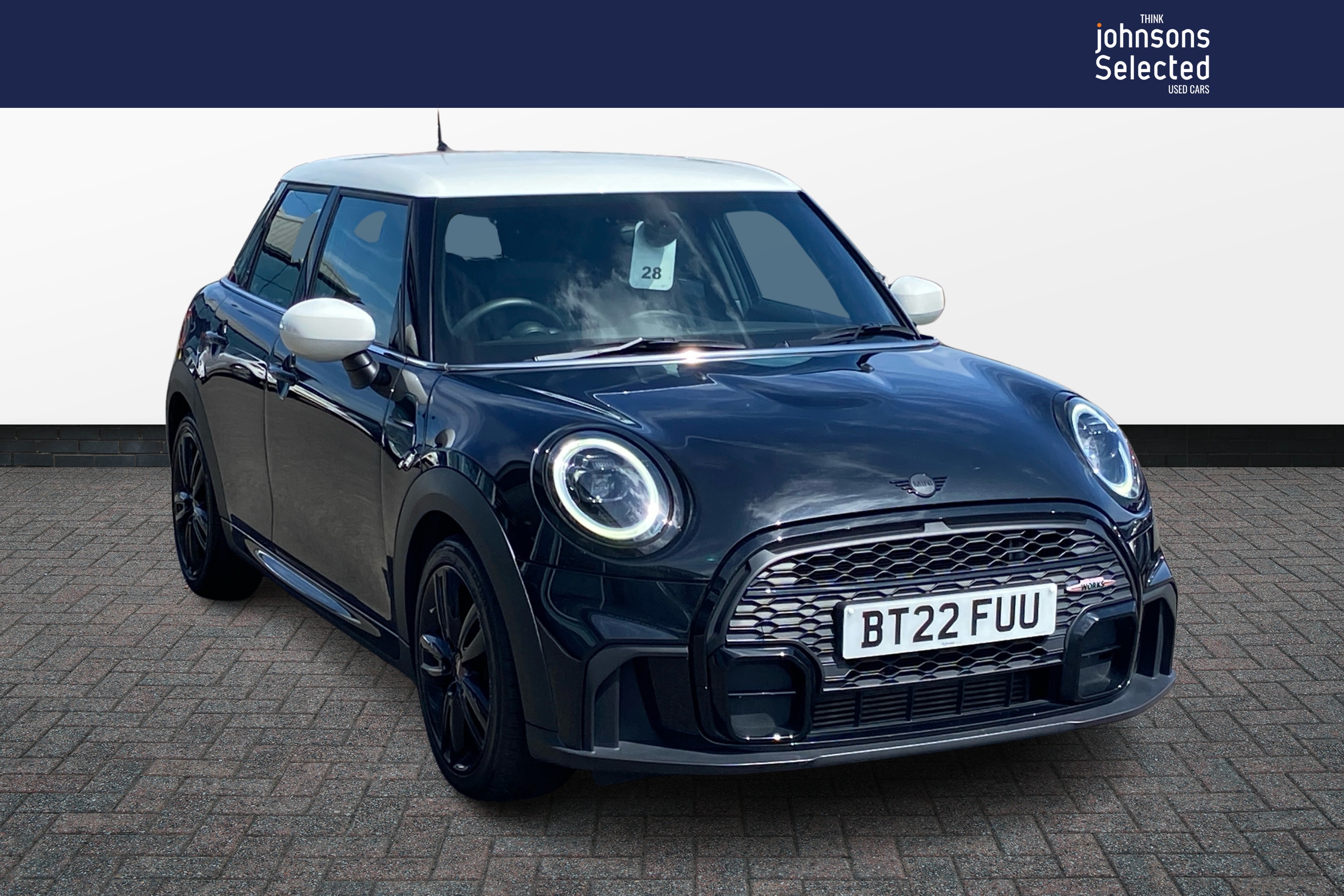 Main listing image - MINI Hatchback 5dr