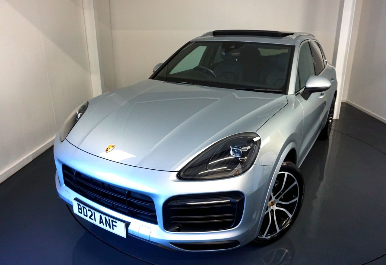 Main listing image - Porsche Cayenne